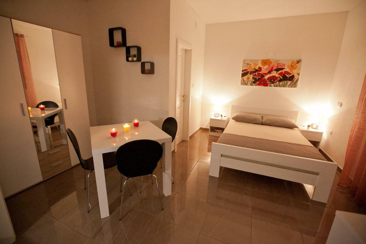 Apartman 2 Zadar Buitenkant foto