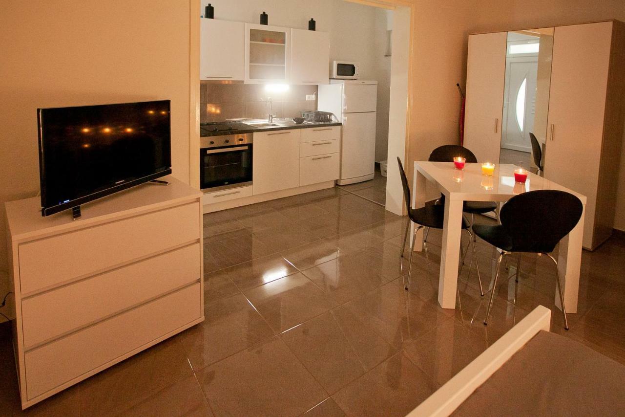 Apartman 2 Zadar Buitenkant foto